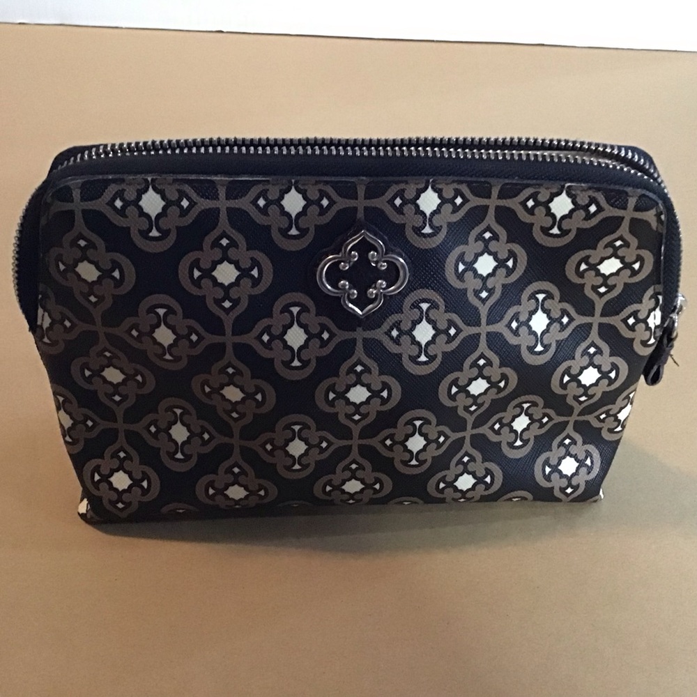 Brighton Renata Toledo Pattern  Make-up/Handbag  W/logo Medallion NWOT